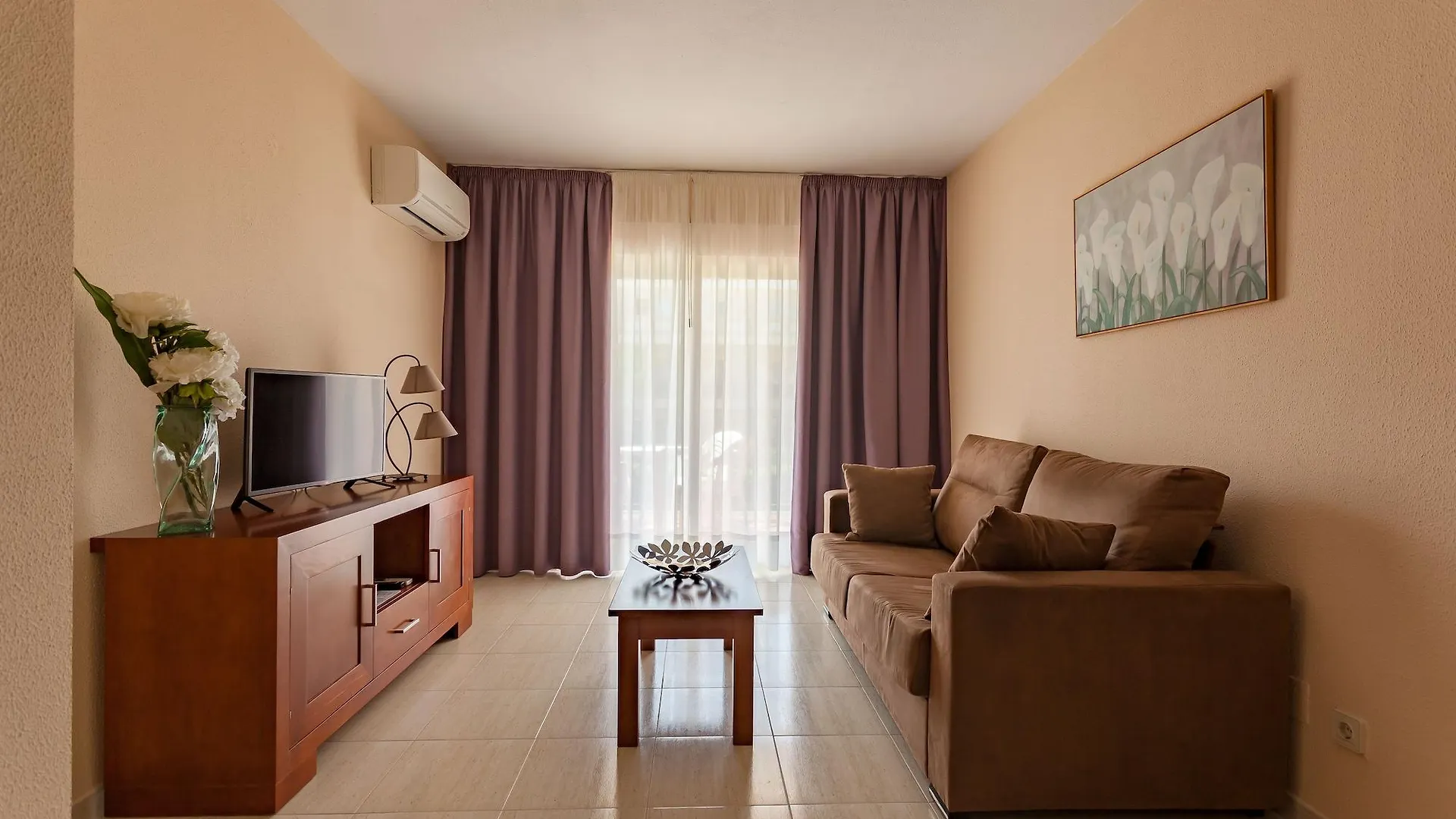 Aparthotel Las Dunas Chiclana de la Frontera 4*,