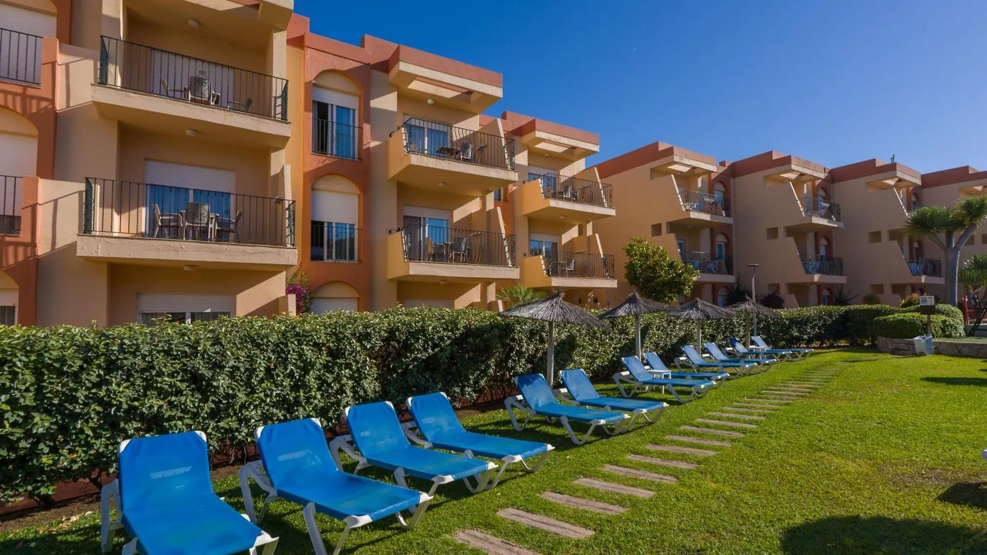 Aparthotel Las Dunas Chiclana de la Frontera 4*,  Espanha