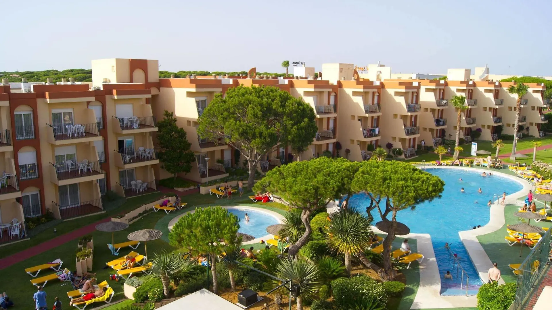 Aparthotel Las Dunas Chiclana de la Frontera 4*,