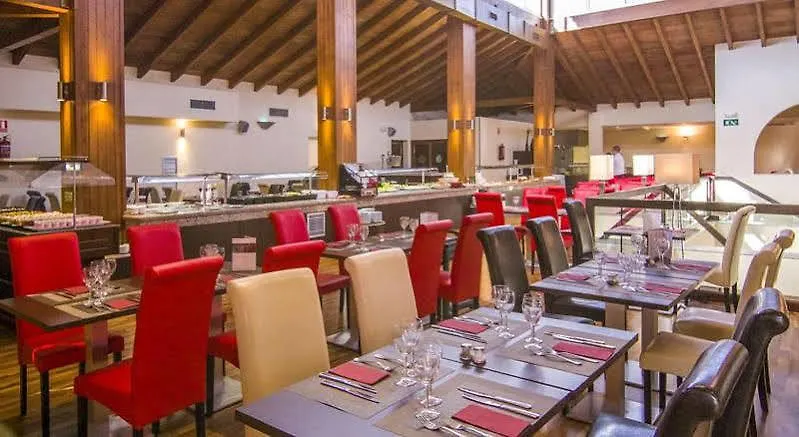 Aparthotel Las Dunas Chiclana de la Frontera 4*,